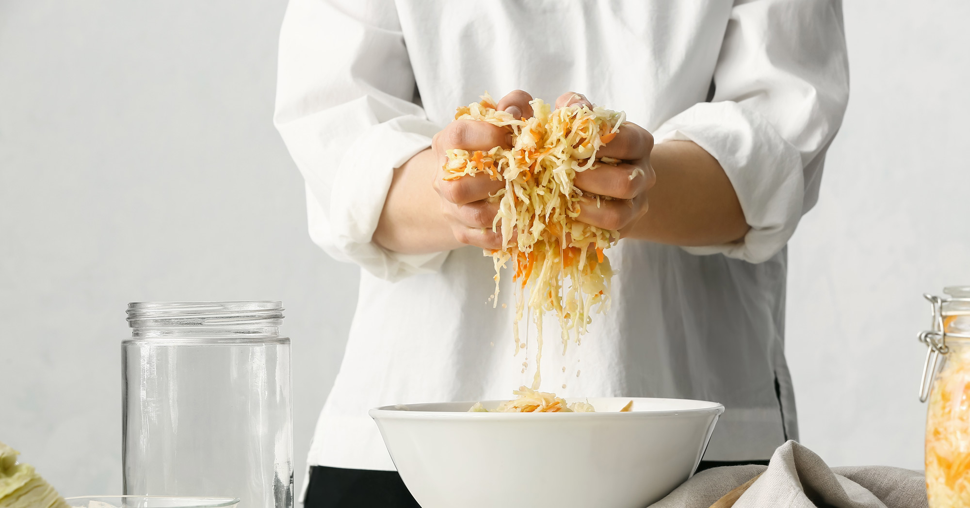 Preparing sauerkraut