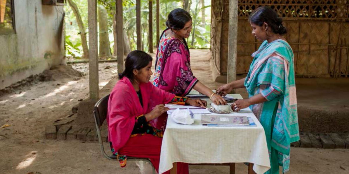 local farmers leaving seeds and choosing new ones